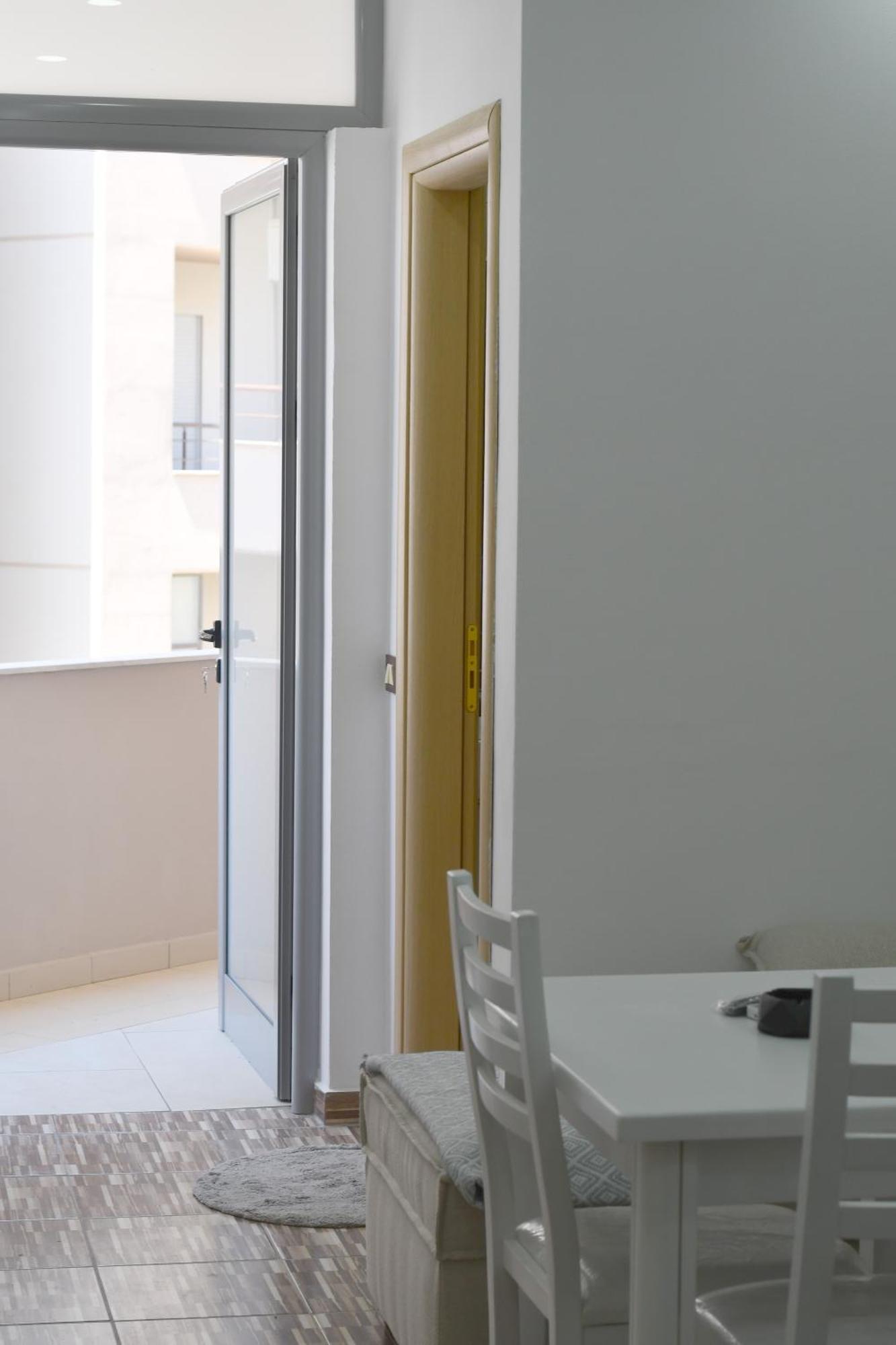 Kam Apartments In The City Center Wlora Zewnętrze zdjęcie