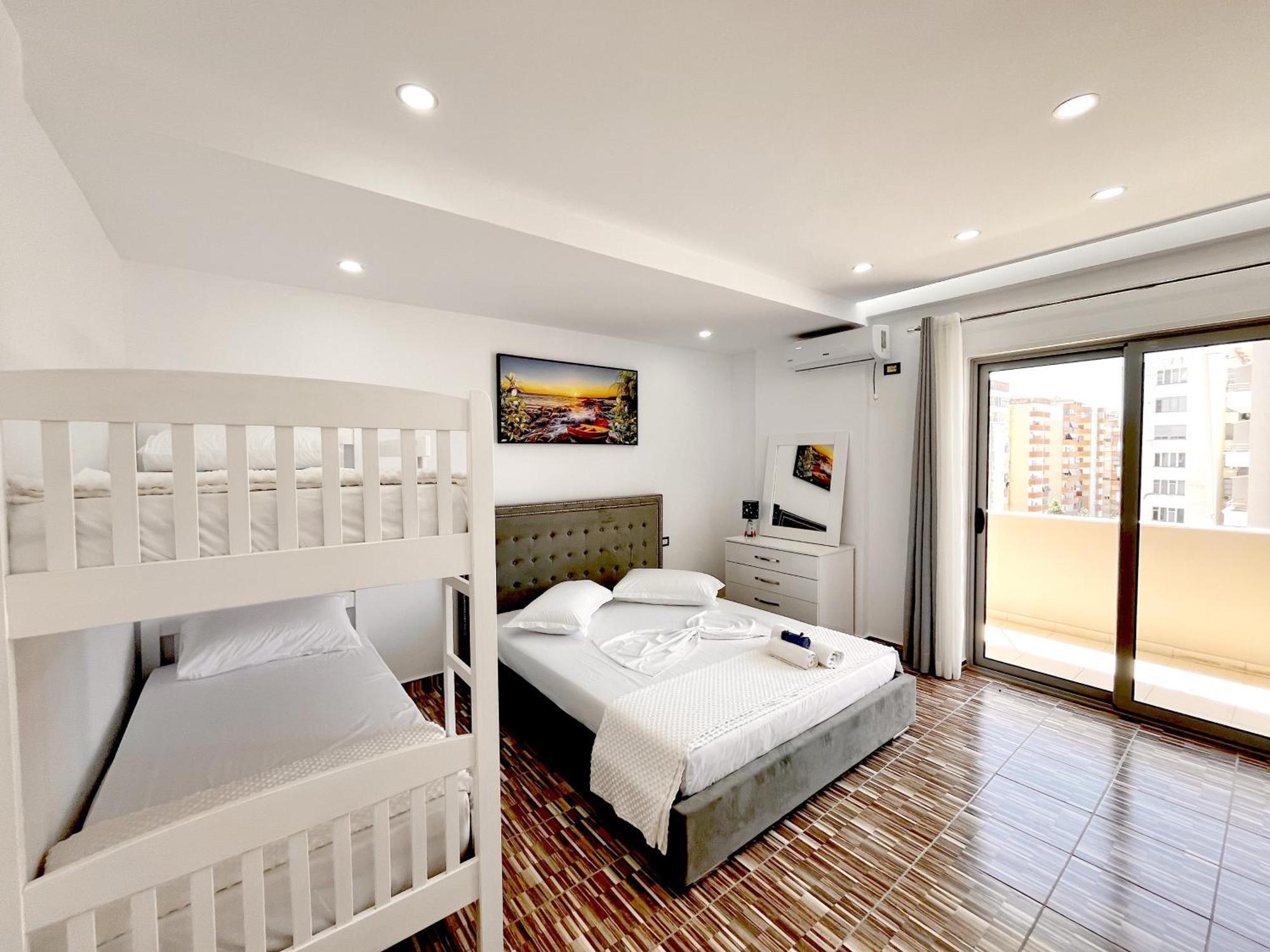 Kam Apartments In The City Center Wlora Zewnętrze zdjęcie