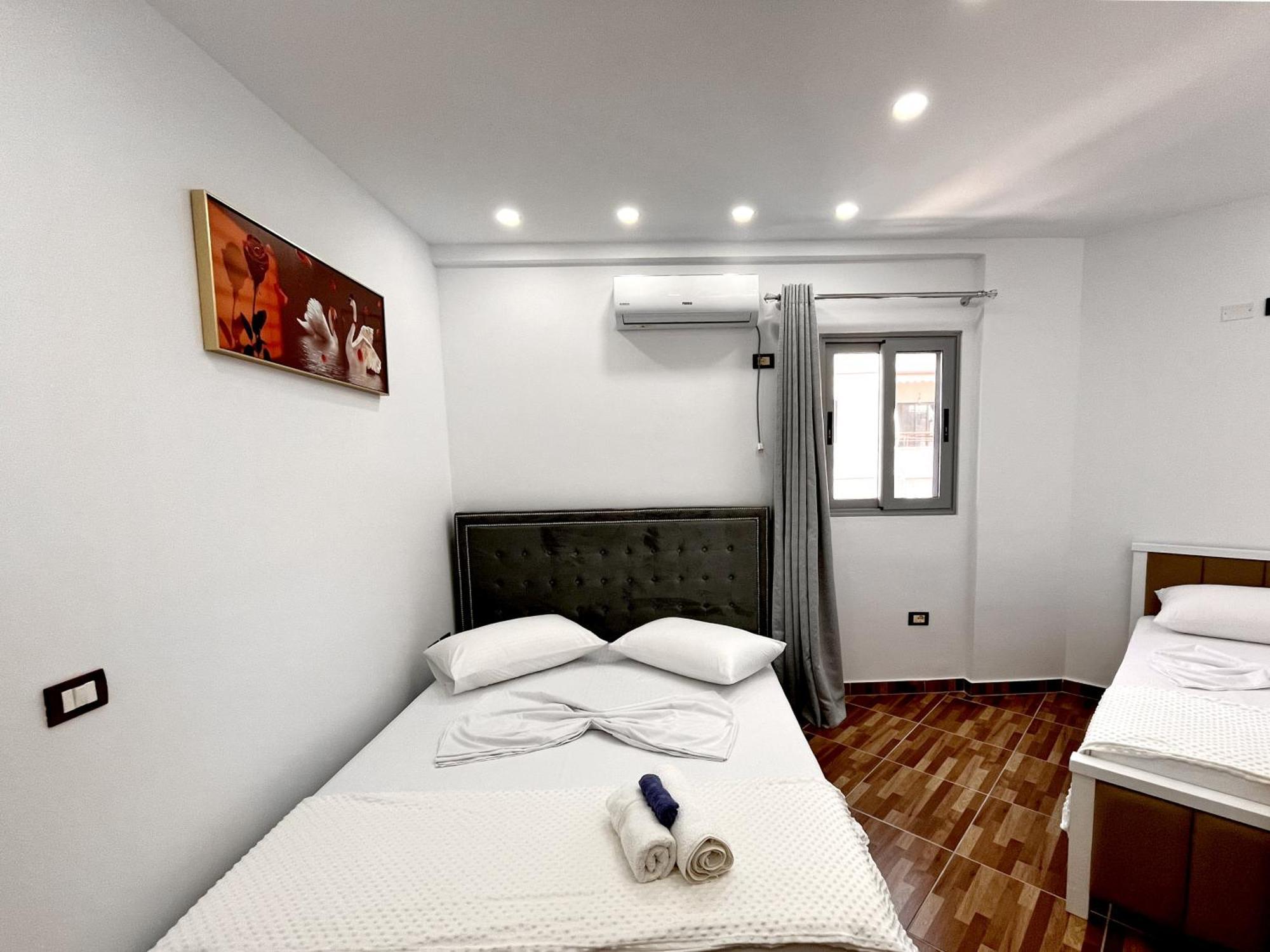 Kam Apartments In The City Center Wlora Zewnętrze zdjęcie