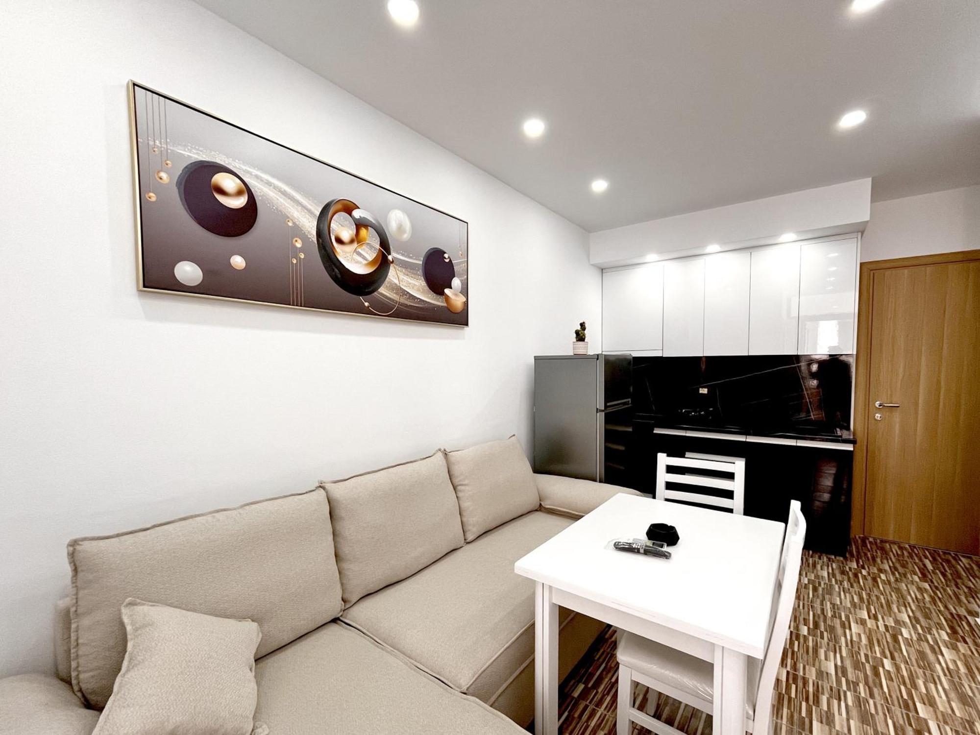 Kam Apartments In The City Center Wlora Zewnętrze zdjęcie